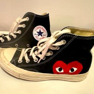 Converse x PLAY Comme des Garçons Chuck 70
Unisex 
Size 5 Men’s/Size 7 Women’s